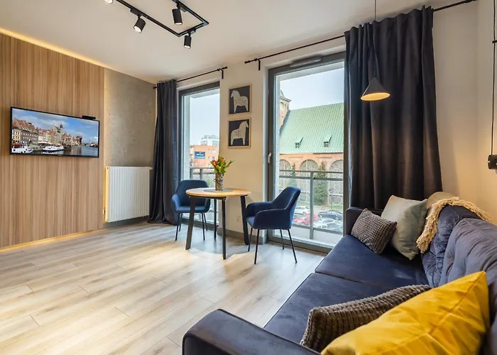 Grey Horse Apartment